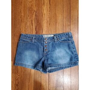 American Eagle AEO womens Sz 6 Med Wash Button Fly Cut Off Denim shorts Hot Pant